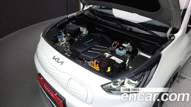 Kia Niro 2023 — photo 6
