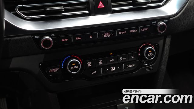 Kia Niro 2023 — photo 24