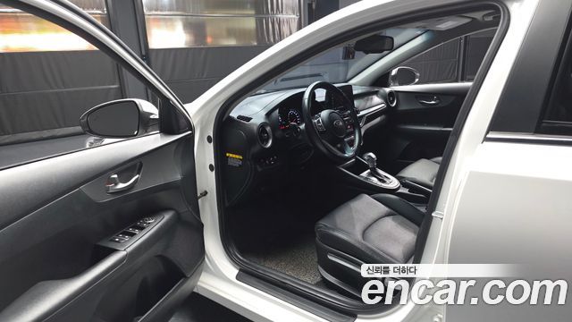 Kia K3 2021 — photo 10