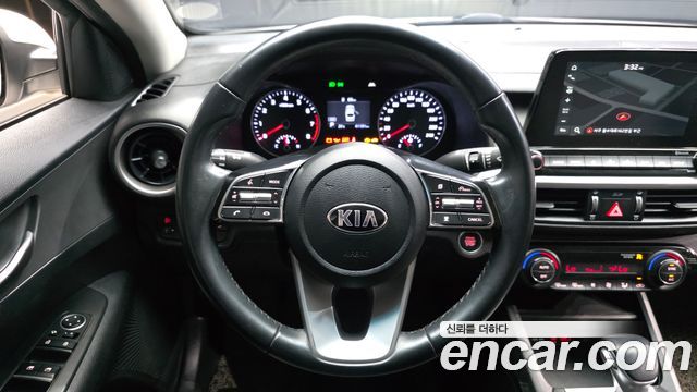 Kia K3 2021 — photo 13