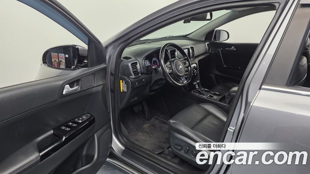 Kia Sportage 2016 — photo 13