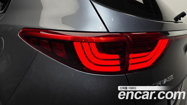 Kia Sportage 2016 — photo 9
