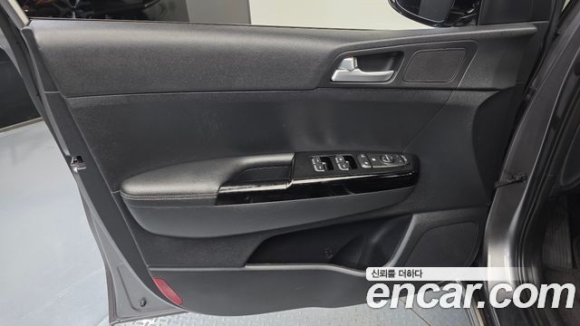 Kia Sportage 2016 — photo 14