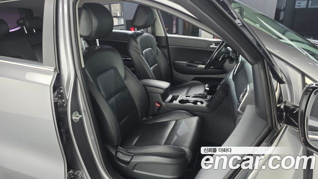 Kia Sportage 2016 — photo 16