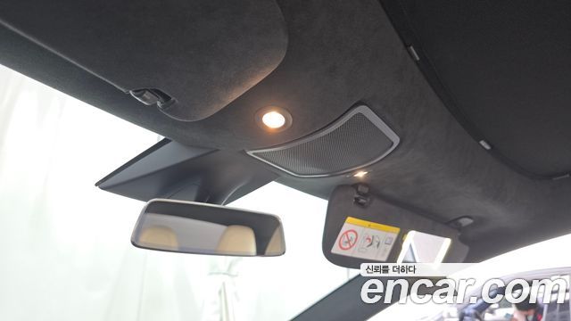 Tesla Model S 2020 — photo 15