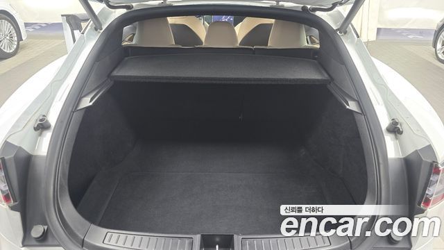 Tesla Model S 2020 — photo 19