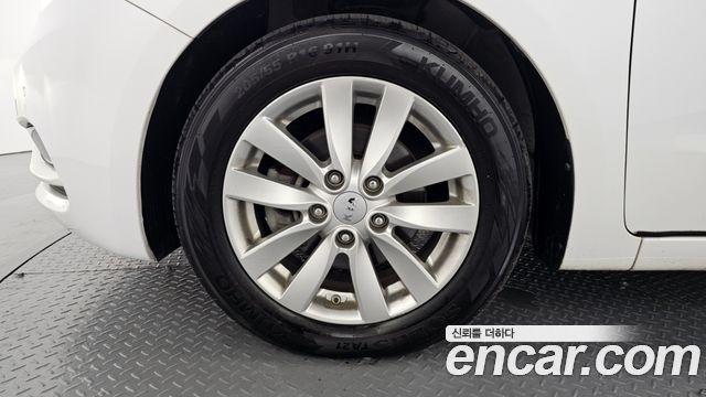 Kia K3 2015 — photo 5