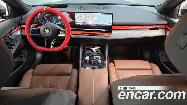 BMW 5-Series 2024 — photo 10