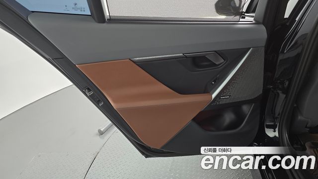 BMW 5-Series 2024 — photo 15