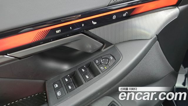 BMW 5-Series 2024 — photo 27