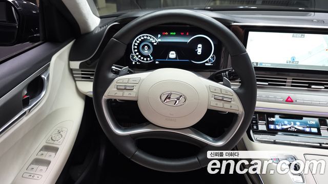 Hyundai Grandeur 2023 — photo 19