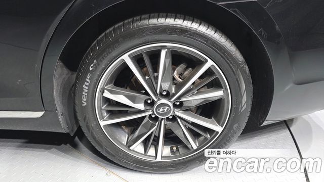 Hyundai Grandeur 2023 — photo 7