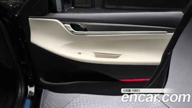 Hyundai Grandeur 2023 — photo 14