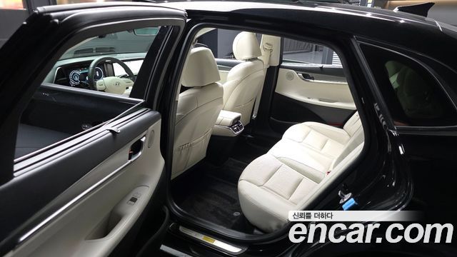 Hyundai Grandeur 2023 — photo 16