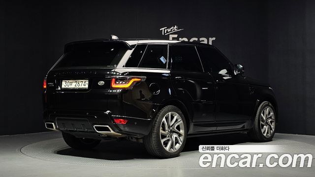 Land Rover Range Rover Sport 2018 — photo 2
