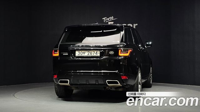 Land Rover Range Rover Sport 2018 — photo 4
