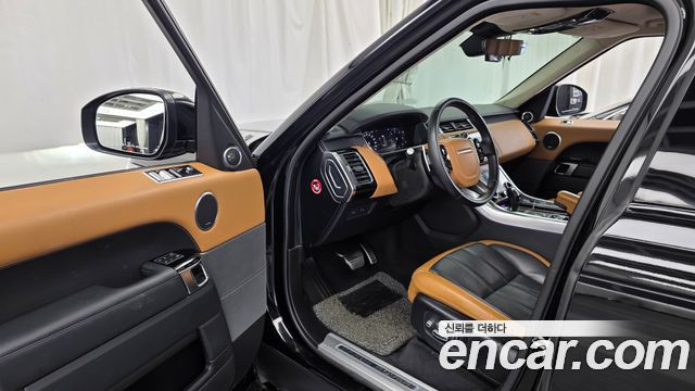 Land Rover Range Rover Sport 2018 — photo 10