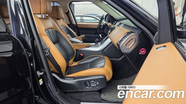Land Rover Range Rover Sport 2018 — photo 11