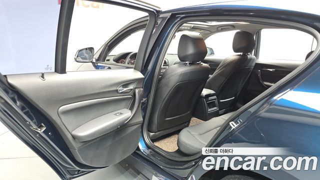 BMW 1-Series 2015 — photo 16