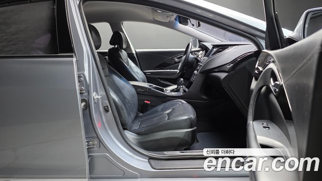 Hyundai Grandeur 2017 — photo 11
