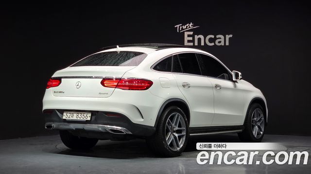 Mercedes-Benz GLE-Class 2017 — photo 2