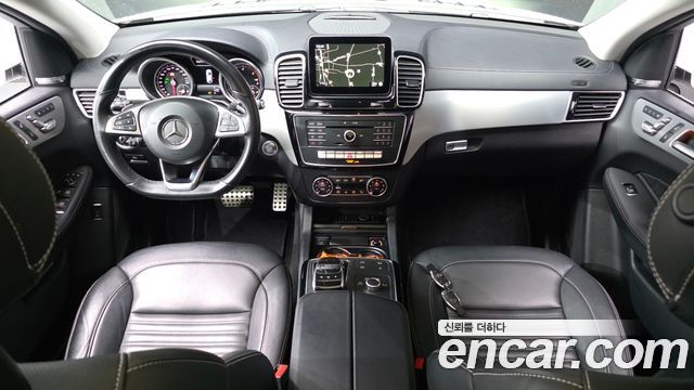 Mercedes-Benz GLE-Class 2017 — photo 7