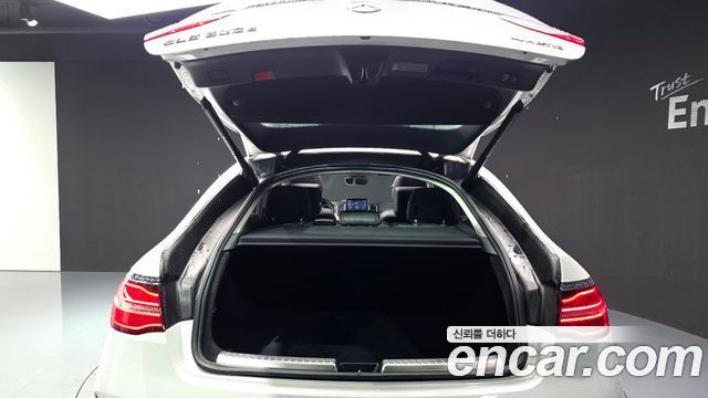 Mercedes-Benz GLE-Class 2017 — photo 20