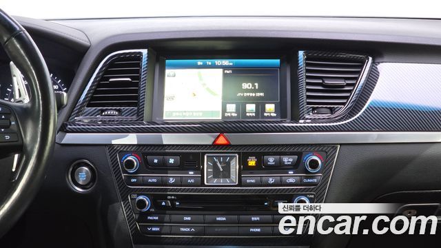 Genesis G80 2017 — photo 25