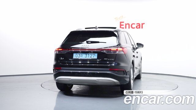 Audi Q4 e-tron 2022 — photo 4