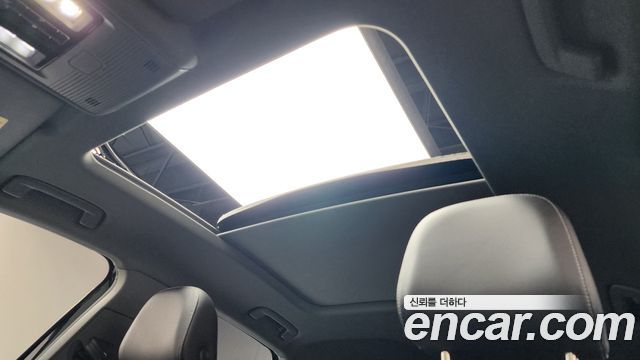 Audi Q4 e-tron 2022 — photo 23