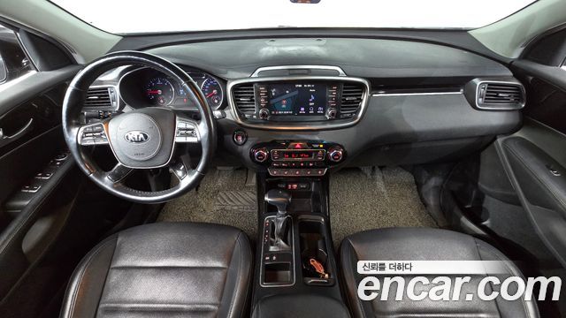 Kia Sorento 2018 — photo 10