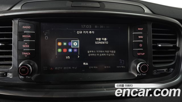 Kia Sorento 2018 — photo 18