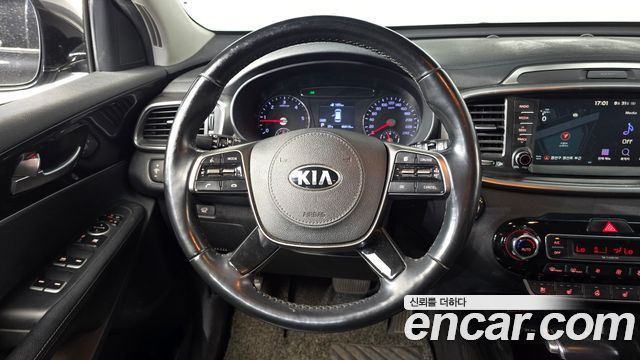 Kia Sorento 2018 — photo 20