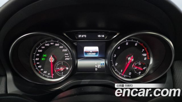 Mercedes-Benz GLA-Class 2018 — photo 11