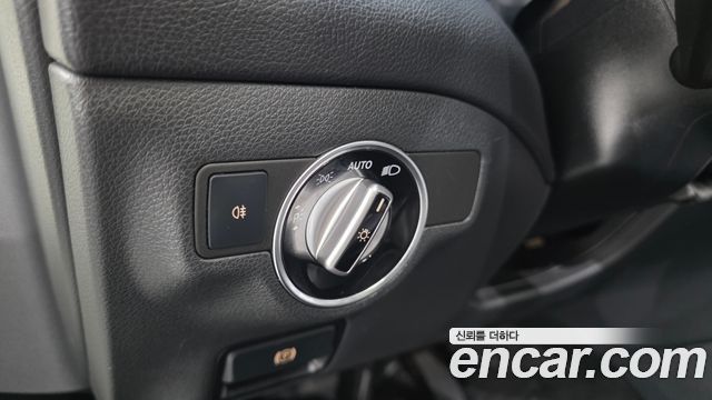 Mercedes-Benz GLA-Class 2018 — photo 25