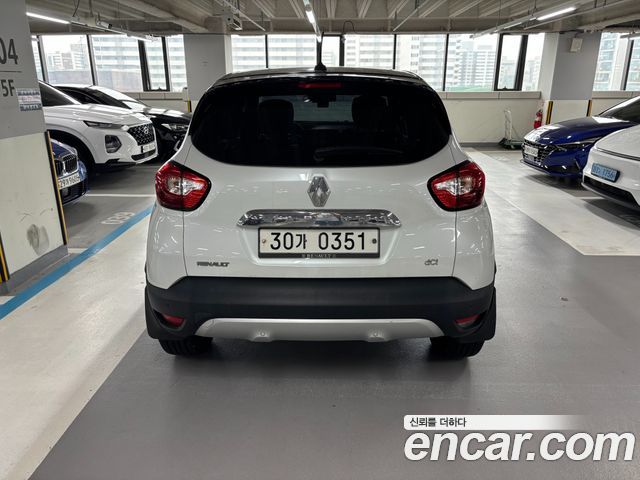 Renault Korea QM3 2017 — photo 4