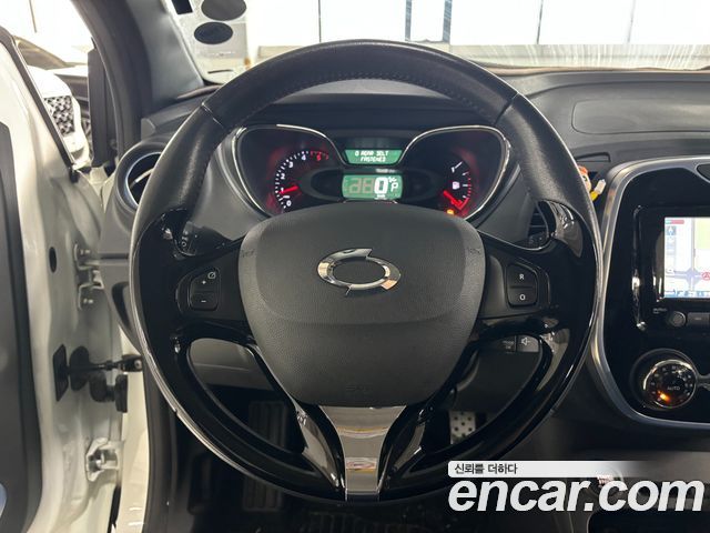 Renault Korea QM3 2017 — photo 7