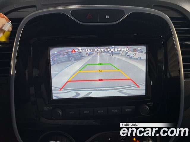Renault Korea QM3 2017 — photo 9