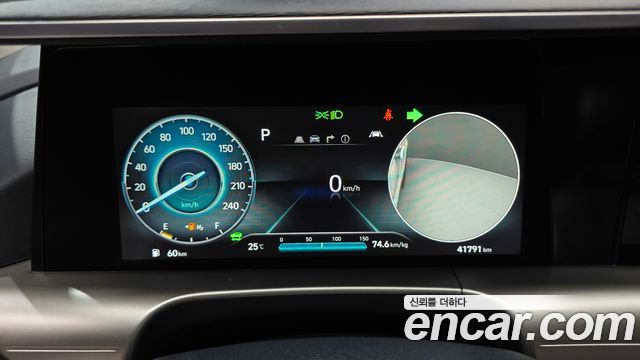 Hyundai Nexo 2022 — photo 8