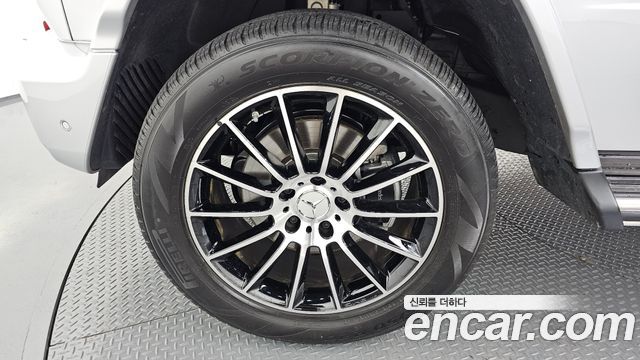 Mercedes-Benz G-Class 2023 — photo 5