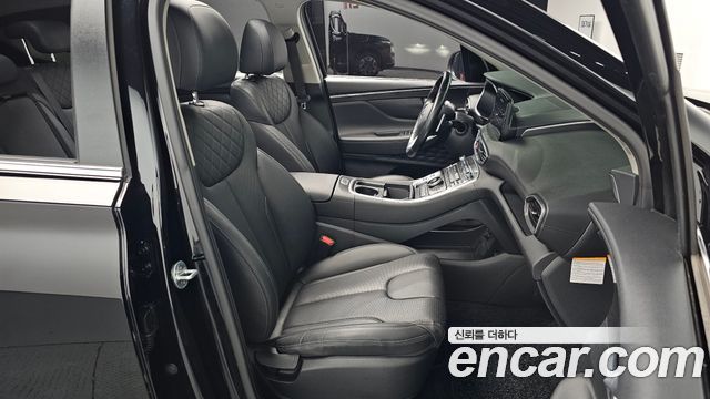 Hyundai Santafe 2022 — photo 12