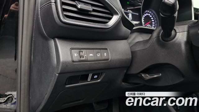 Hyundai Santafe 2022 — photo 16