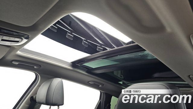Hyundai Santafe 2022 — photo 18