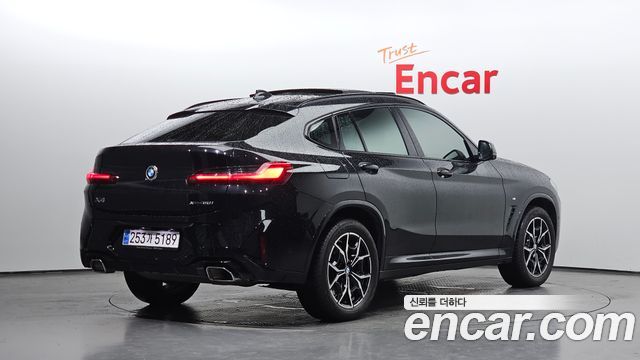 BMW X4 2023 — photo 2