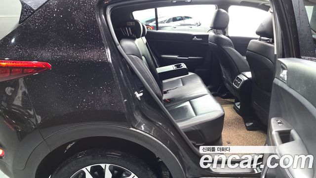 Kia Sportage 2016 — photo 17