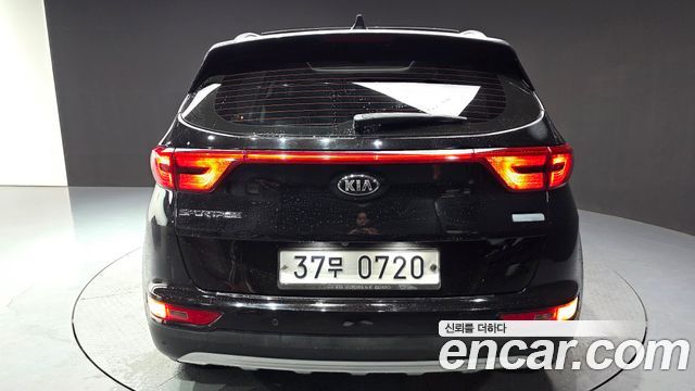 Kia Sportage 2016 — photo 24