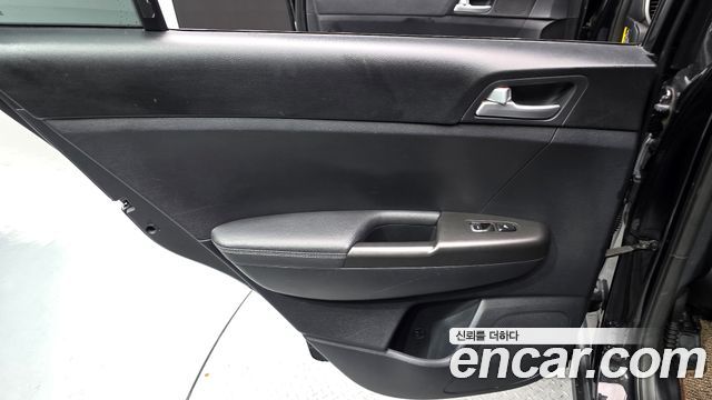 Kia Sportage 2016 — photo 15