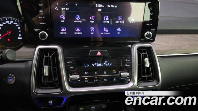 Kia Sorento 2022 — photo 14
