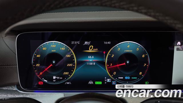 Mercedes-Benz CLS-Class 2021 — photo 11