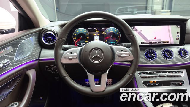 Mercedes-Benz CLS-Class 2021 — photo 19